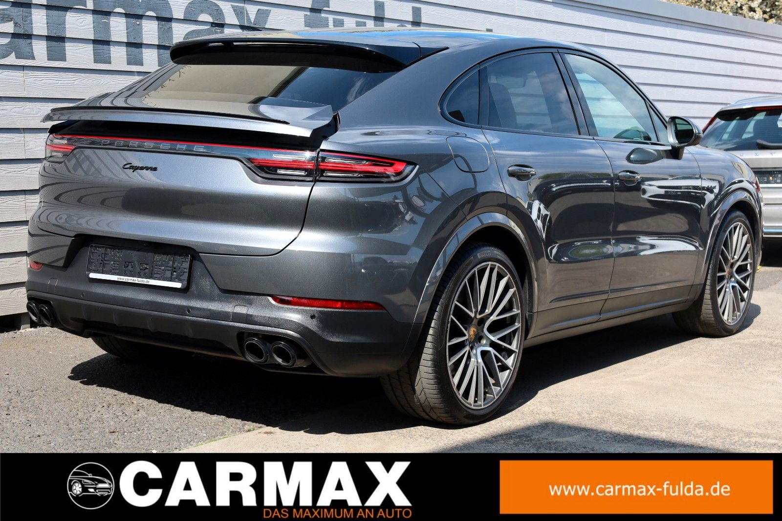 Fahrzeugabbildung Porsche Cayenne Coupe E-Hybrid,Sport-Chrono,Sitzlüft,AHK