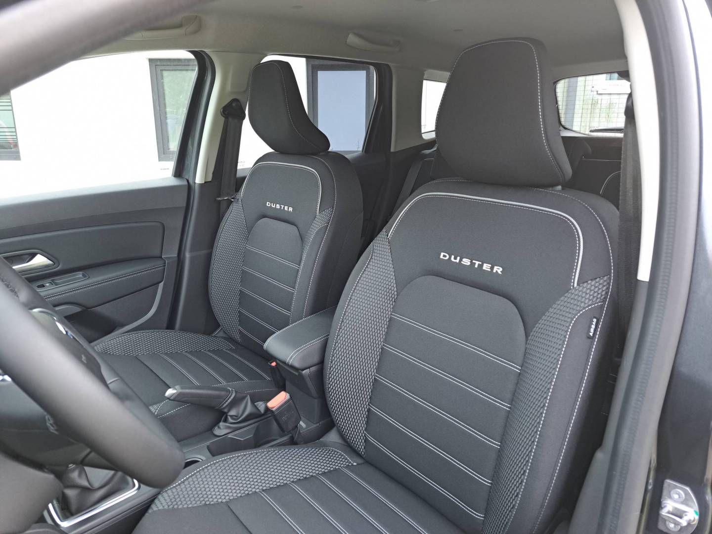 Fahrzeugabbildung Dacia DUSTER Prestige TCe 130 2WD