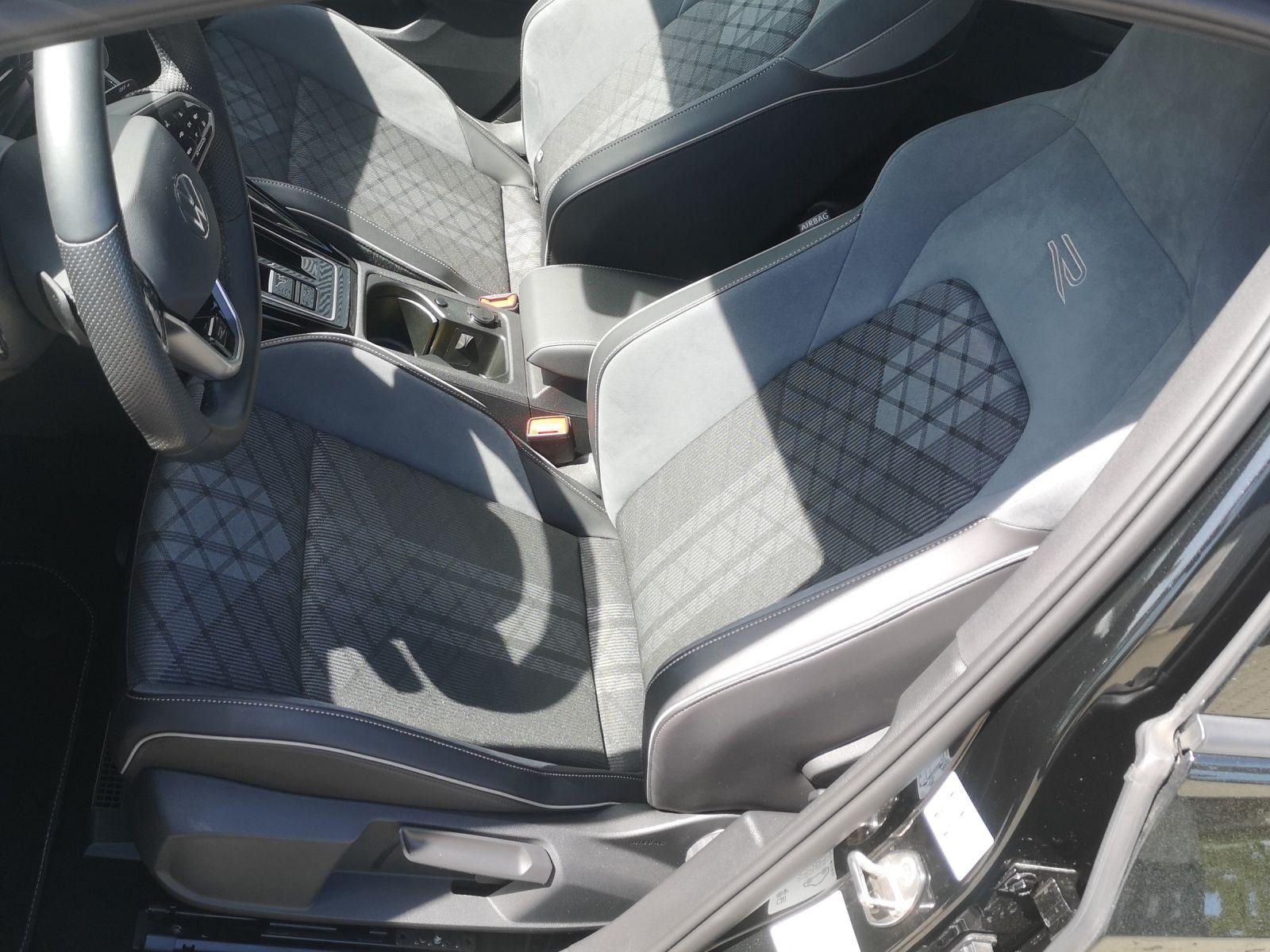 Volkswagen Golf R-Line 1.5 eTSI DSG*NAVI*AHK*KAM*IQ.LIGHT*B, миниатюра 16