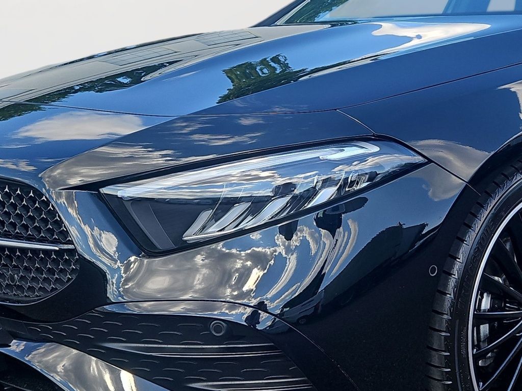 Fahrzeugabbildung Mercedes-Benz A 200 AMG Night Totwi. Pano LED 360° Burm. Navi