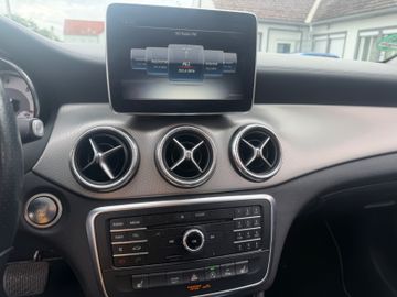 Mercedes CLA Shooting Brake - 12