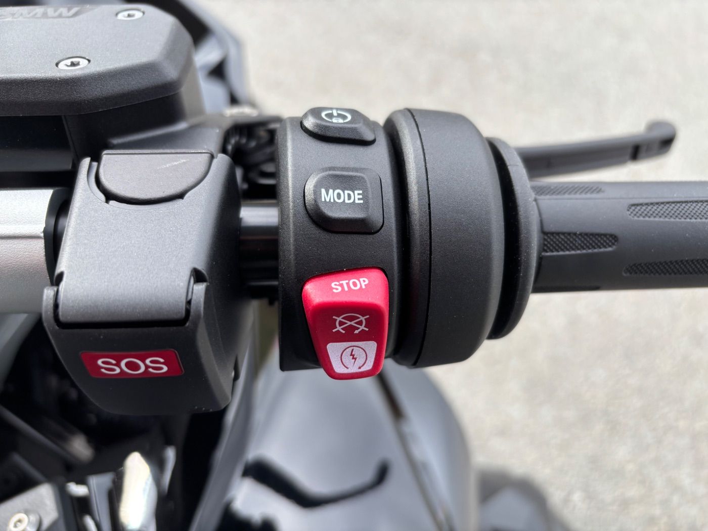 Fahrzeugabbildung BMW R 1300 RS Triple Black 4 Pakete