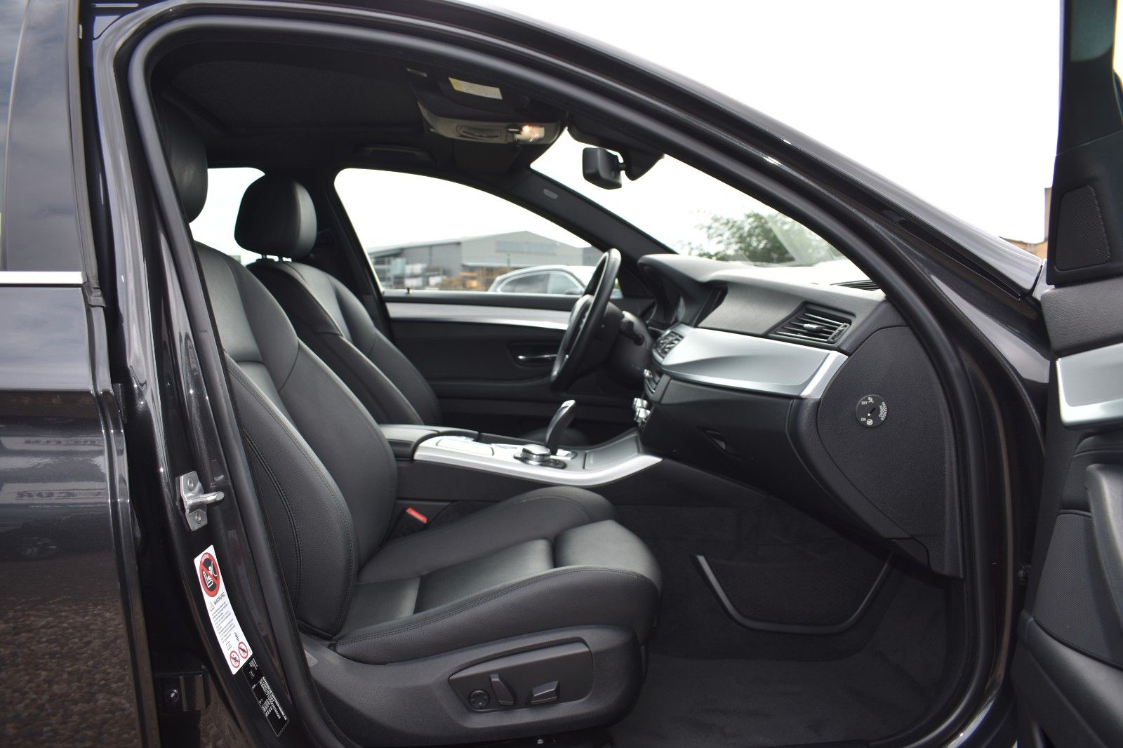 Fahrzeugabbildung BMW 525 d Lim. GSD Leder Kamera
