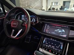 Fahrzeugabbildung Audi Q7 50 TDI quattro *S-LINE* (CAM/PANO/VIRTUAL/ACC