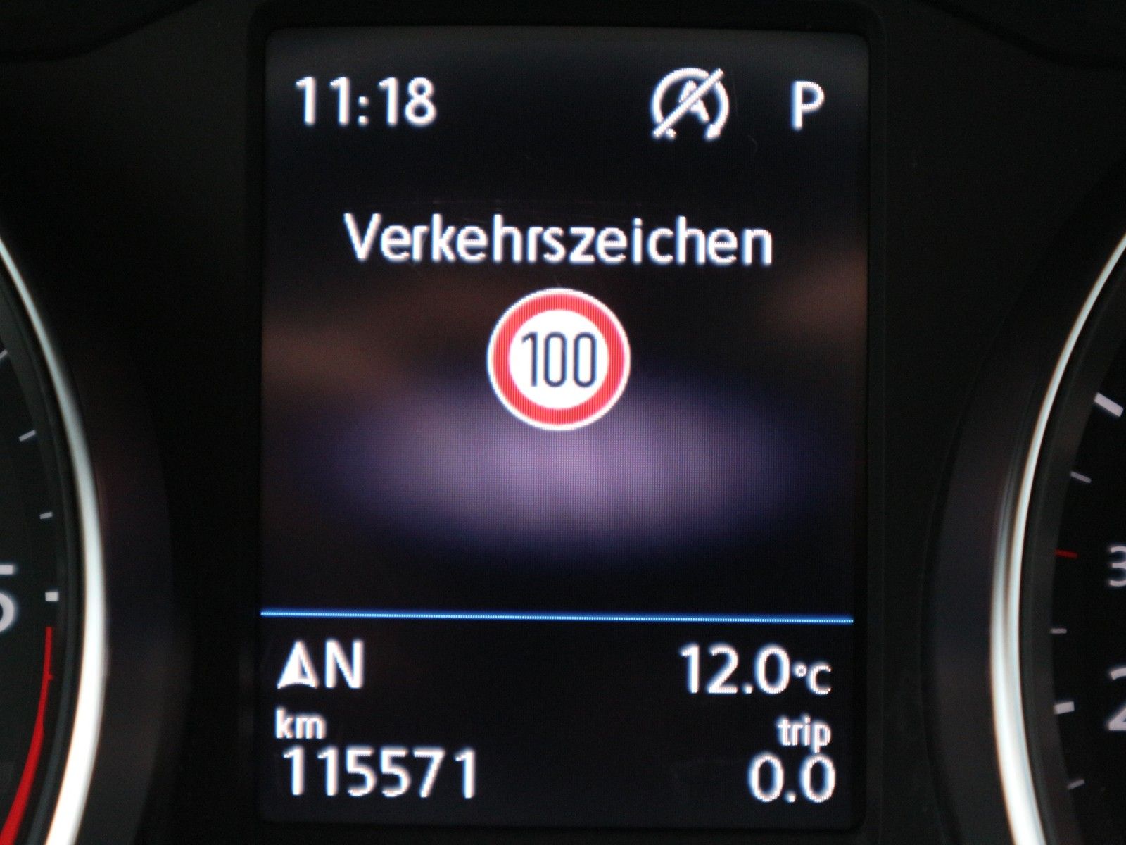 Volkswagen Passat - Bild 11