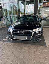 Audi Q5 Quattro  Gepflegt, guter Zustand - Audi quattro mit Diesel-Antrieb