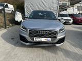 Audi Q2 40 TFSI quattro basis Aut./Navi/Kamera/HUD - Audi Q2 mit Panoramadach