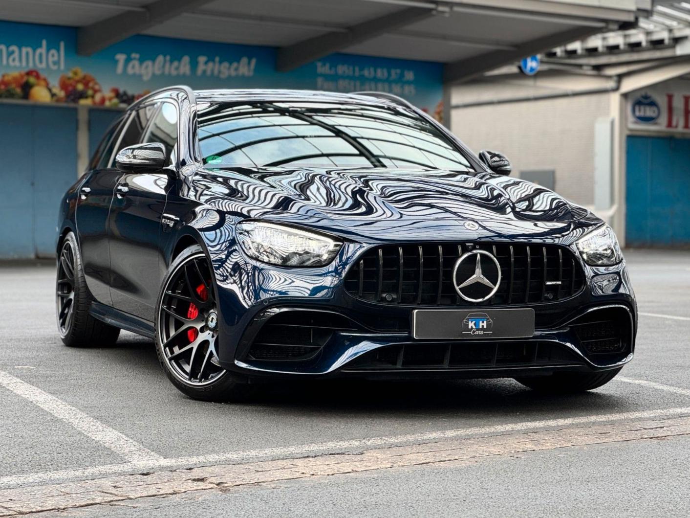 Mercedes-Benz E 63 S AMG 4Matic+*AMG PERFOR.*CARBON*HEADUP*LED