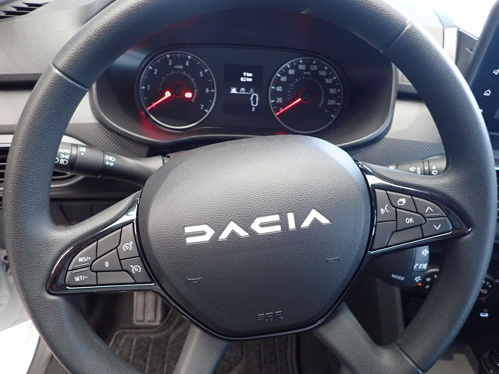 Fahrzeugabbildung Dacia Sandero Essential SCe 65/EPH/FH/KLIMA