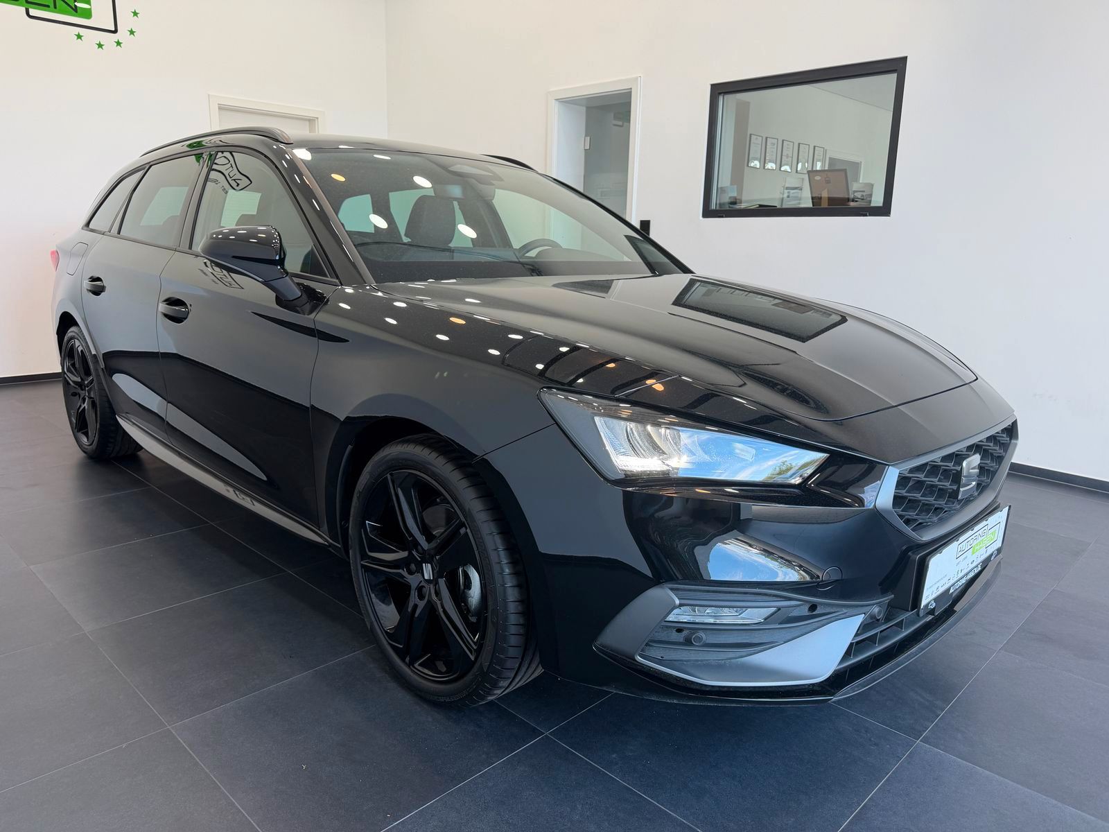 Seat FR 1.5 DSG ST Black Edition AHK|Kamera|ACC|18" imagem 3