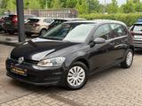 Volkswagen Golf VII Lim. Trendline BMT - Gebrauchtwagen in Hamburg bis 10.000 Euro