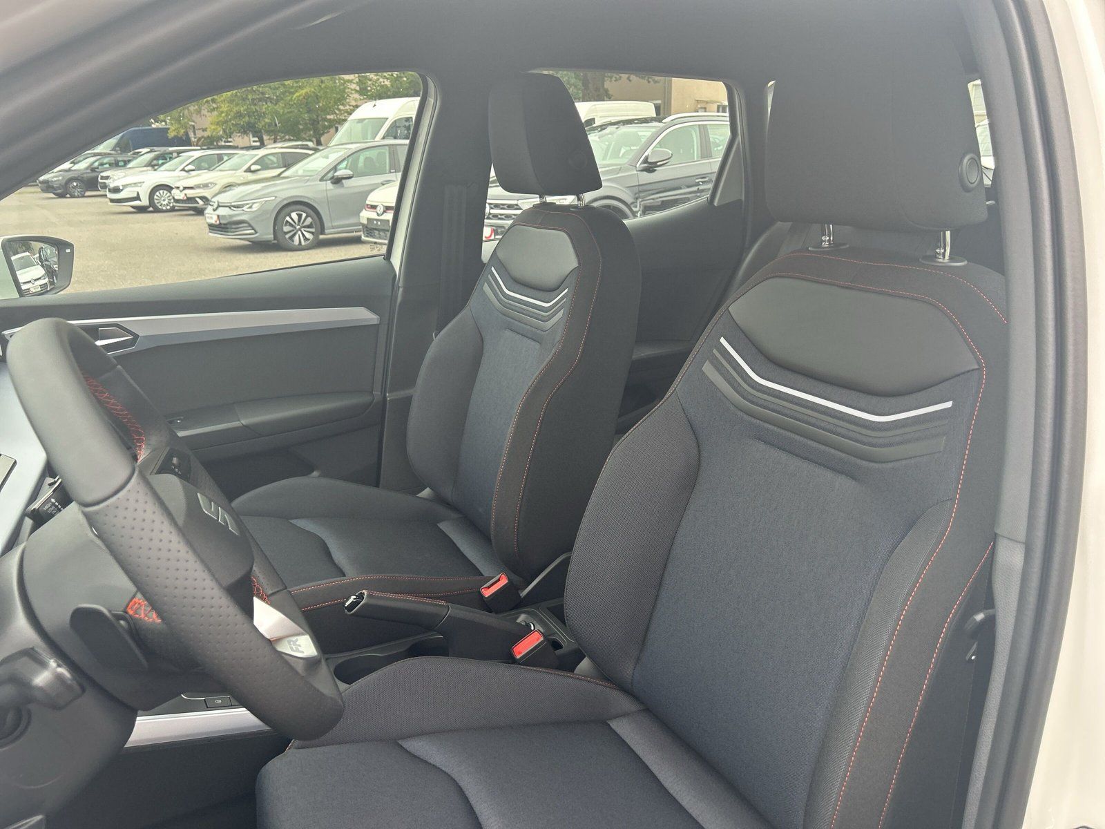 Seat Arona - Bild 12