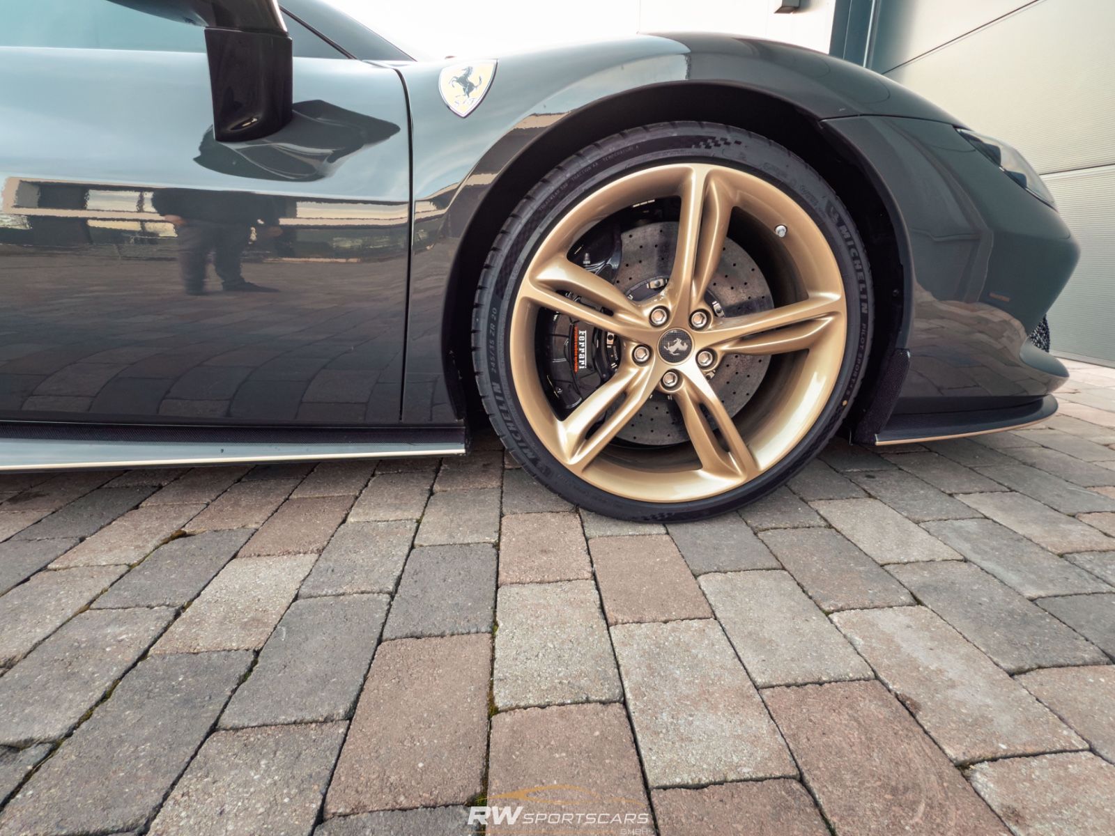 Fahrzeugabbildung Ferrari 296 GTB GTB DCT