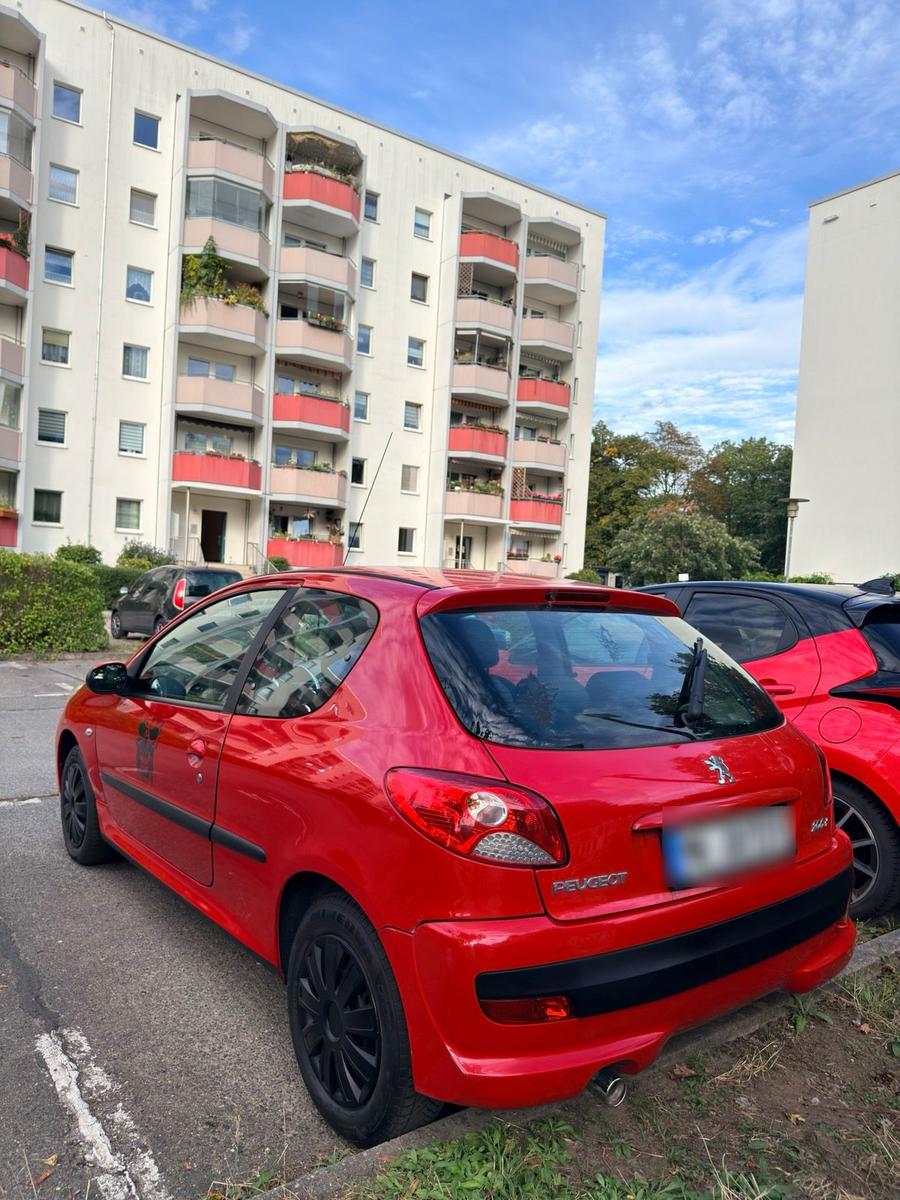 Peugeot  2011 — photo 5