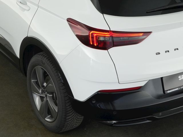 Grandland GS HYBRID eDCT+NAVI+360 GRAD KAMERA+SI