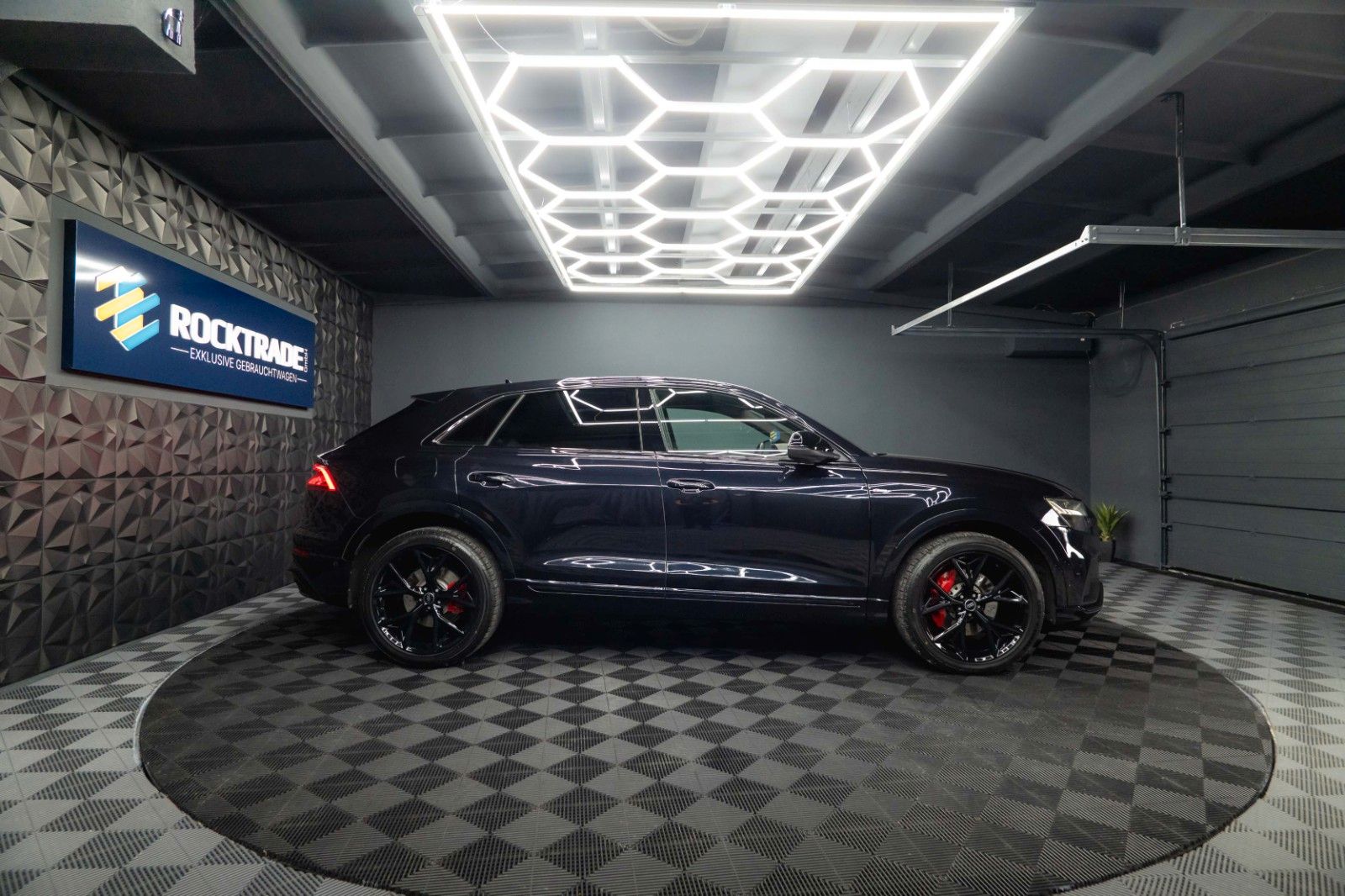 Fahrzeugabbildung Audi Q8 50 TDI quattro S-Line Black Design*ACC*22Zoll