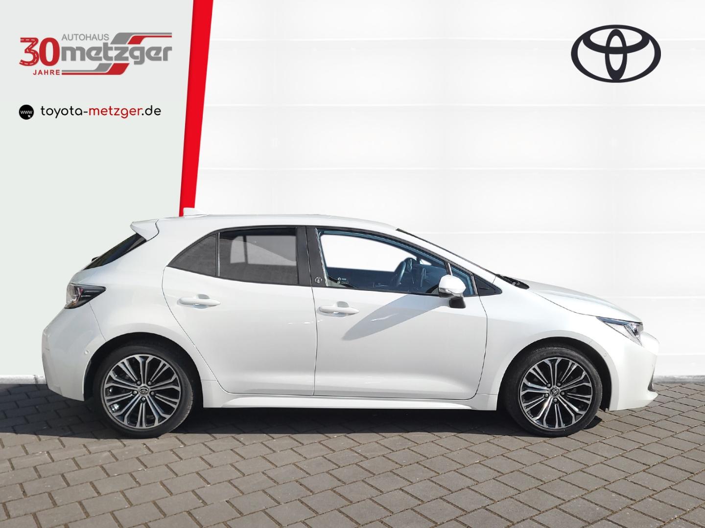 Toyota Corolla 1.8 Hybrid Team D +Kamera +LED +Carplay