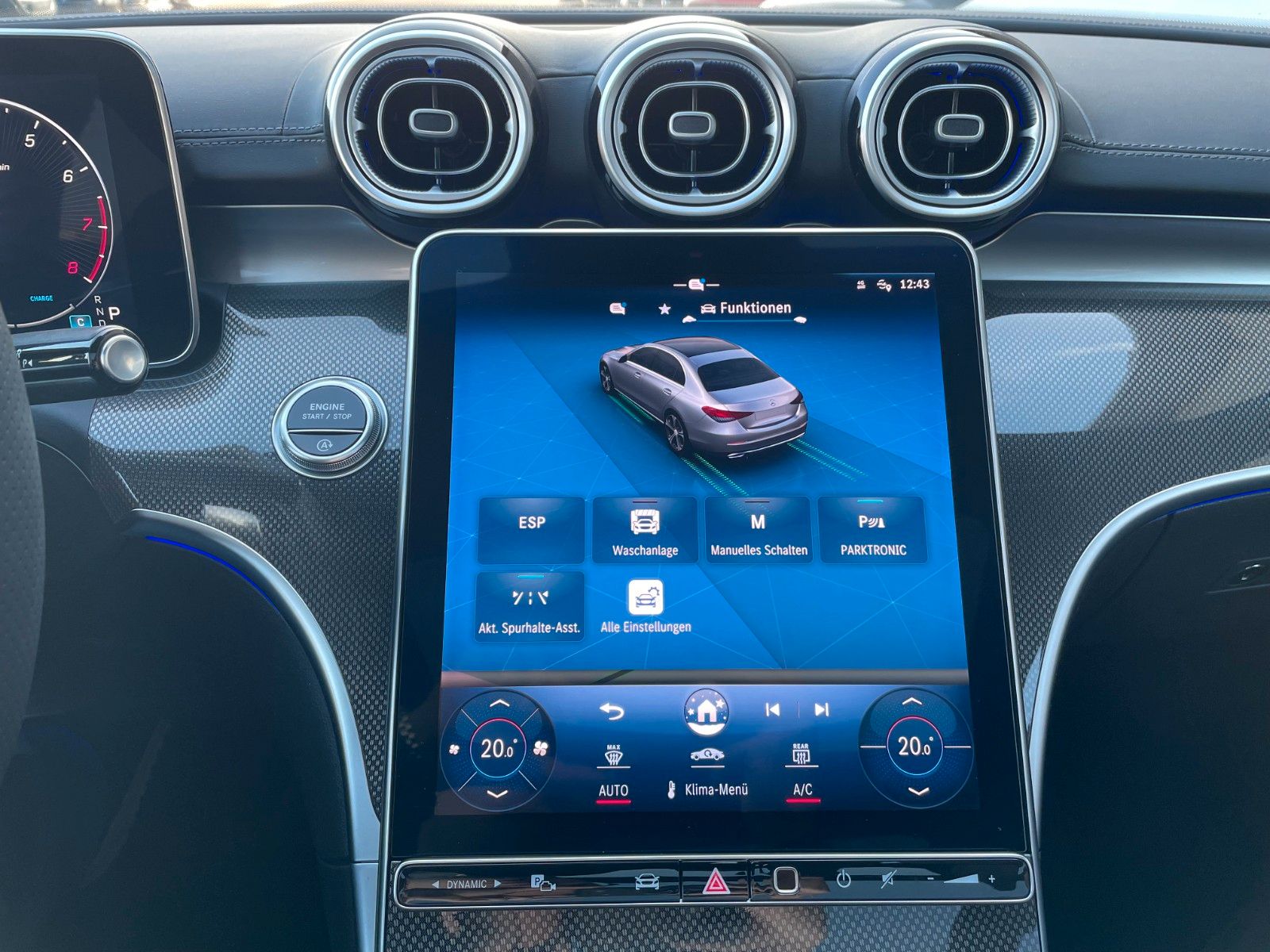 Fahrzeugabbildung Mercedes-Benz C 200 4M AMG Pano+AHK+360°+Digital+Ambiente