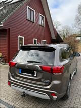 Mitsubishi Outlander PHEV 2.4  4WD Top, AHK, Pano, Garantie - Mitsubishi Outlander mit Panoramadach