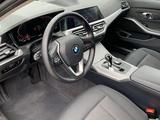 BMW 318i Touring Advantage Rückfahrkamera DAB - BMW 318 mit Benzin-Antrieb: Kombi, Automatik