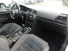 Fahrzeugabbildung Volkswagen Golf 1.4 TSI BMT Highline *AHK*GRA*BT*KLIMA*ALCA