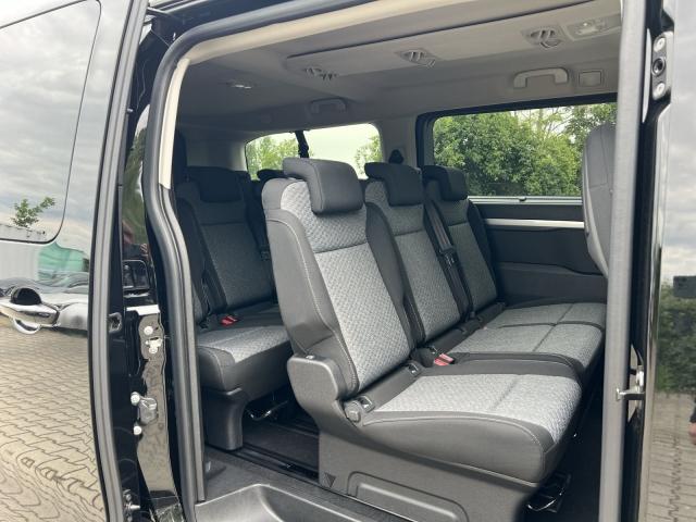 Toyota Proace Verso 2,2-l-D L2 (8-Si.) Autm. Teampla