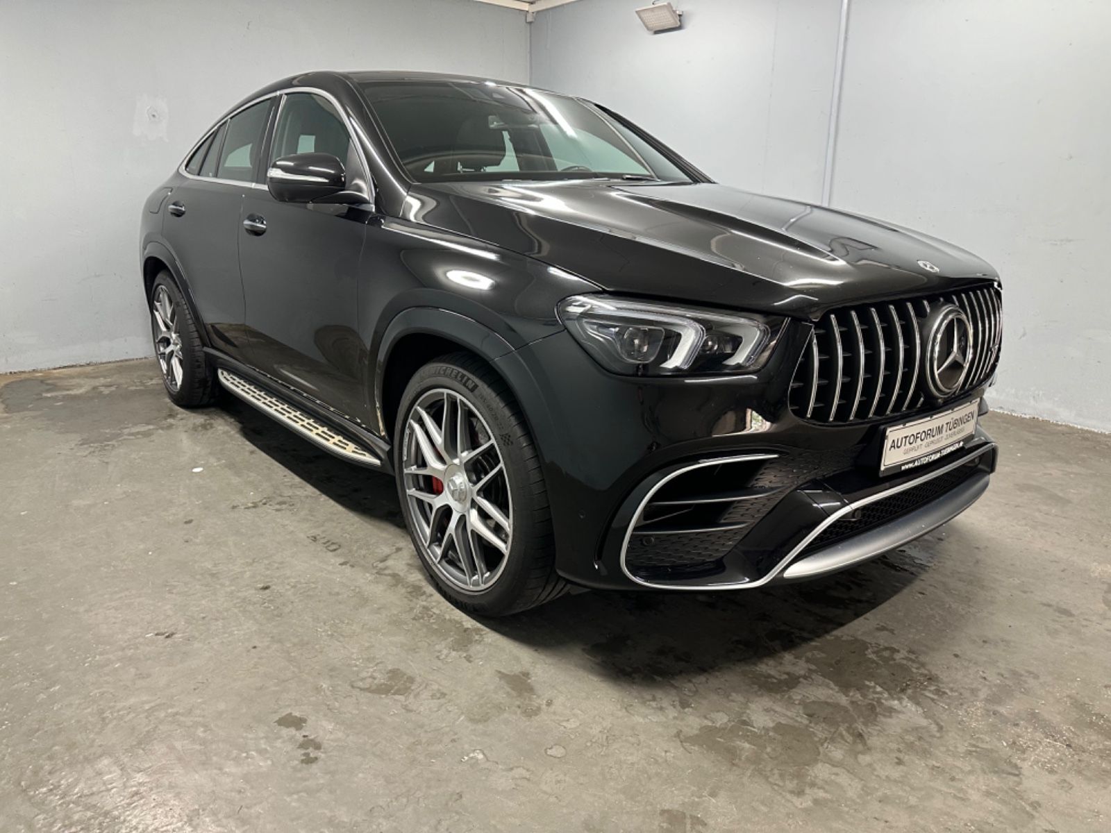 Fahrzeugabbildung Mercedes-Benz GLE 63 4MATIC+ COUPE *DISTRO*VMAX*PANO*SDH