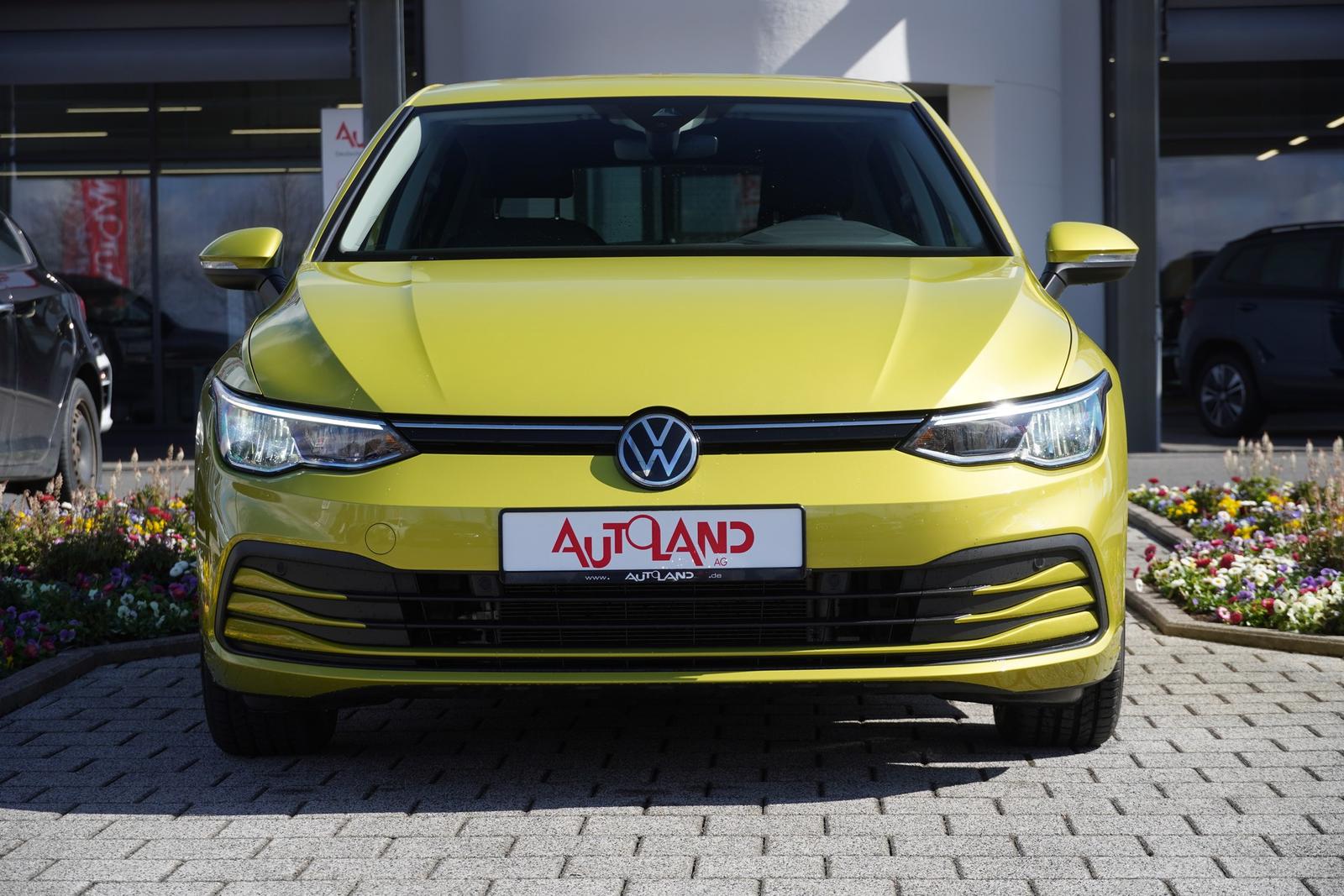 Volkswagen Golf VIII 1.5 Klimaaut. LED Navi PDC ACC USB