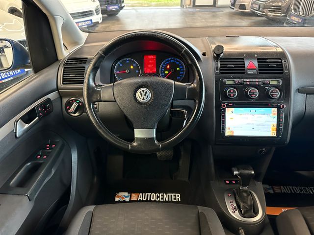 Volkswagen Touran  *7Sitzer*Navi*DSG*Sitzh*BiXenon*