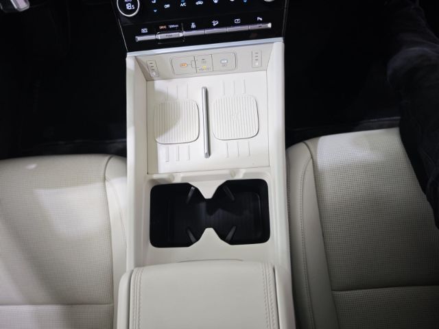 Hyundai Santa Fe – Bild 16