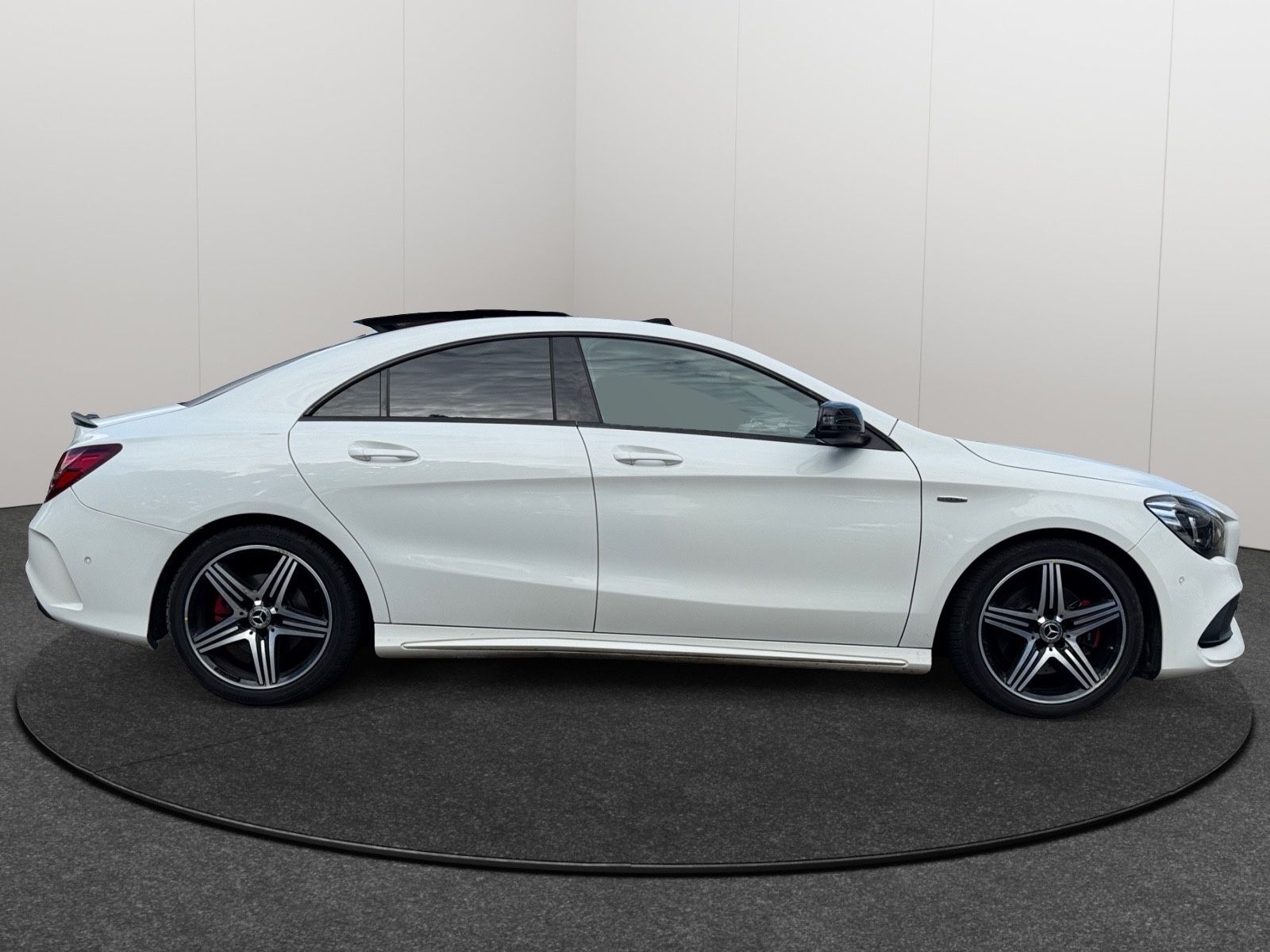 Fahrzeugabbildung Mercedes-Benz CLA 250 4Matic Sport AMG-Line Vollausstattung