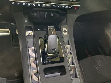 DS Automobiles DS 7 Crossback 2.0 Performance Line LED KAM NAV