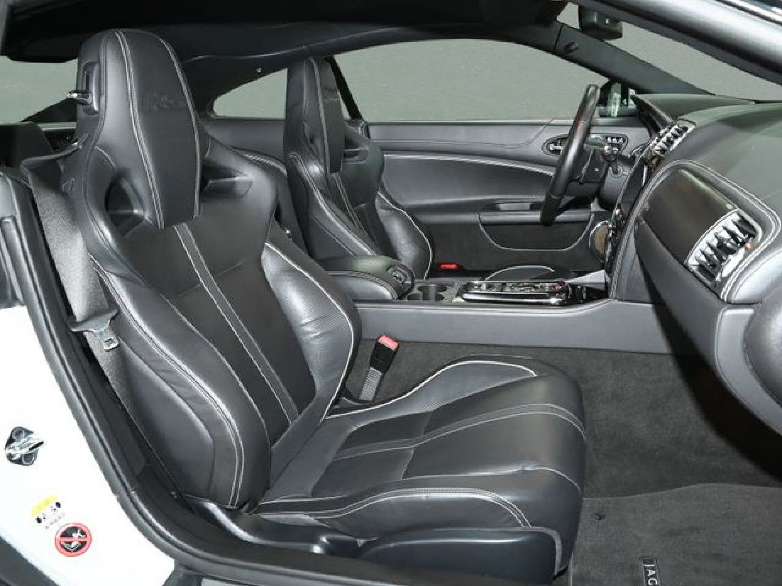 Fahrzeugabbildung Jaguar XKR - S Coupe - Scheckheft | perfekter Zustand!