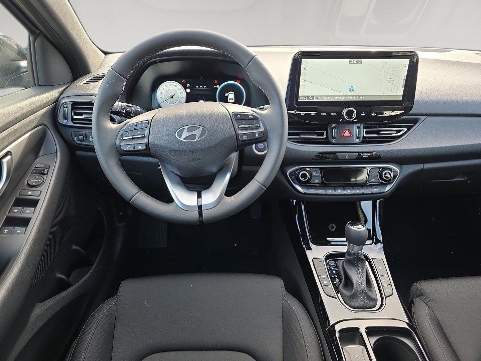 Fahrzeugabbildung Hyundai i30 1.0T 100PS DCT ADVANTAGE Plus-Paket