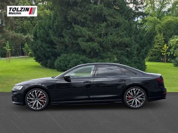 Audi S8 - 3