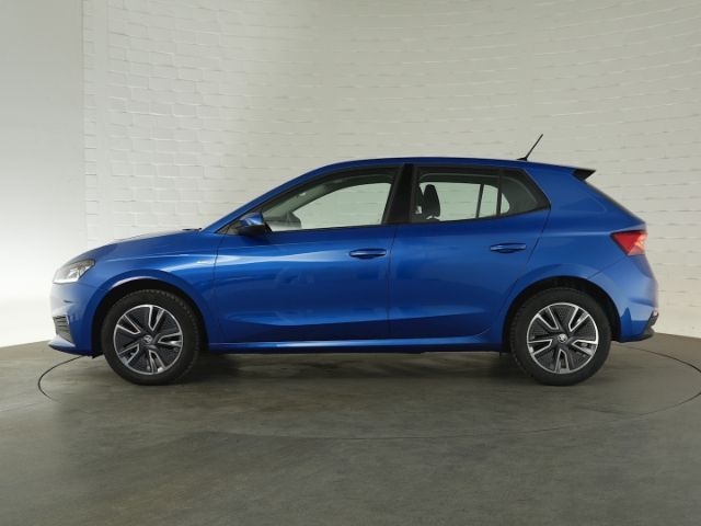 Fabia TOUR TSI+LED LICHT+PARKPILOT VO+HI+SITZHEI