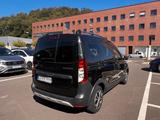 Dacia Dokker TCe 115 Stepway Celebration Stepway C... - schwarze Dacia Dokker