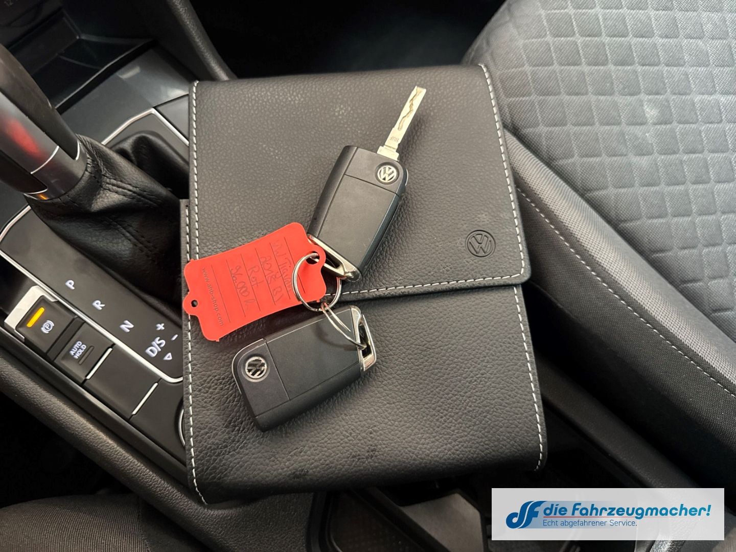 Fahrzeugabbildung Volkswagen Tiguan Comfortline BMT Start-Stopp 4Motion Navi