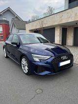 Audi A3 35 TFSI S tronic S line Sportback S line - Audi A3: Blau, Alcantara, mit Navigationssystem