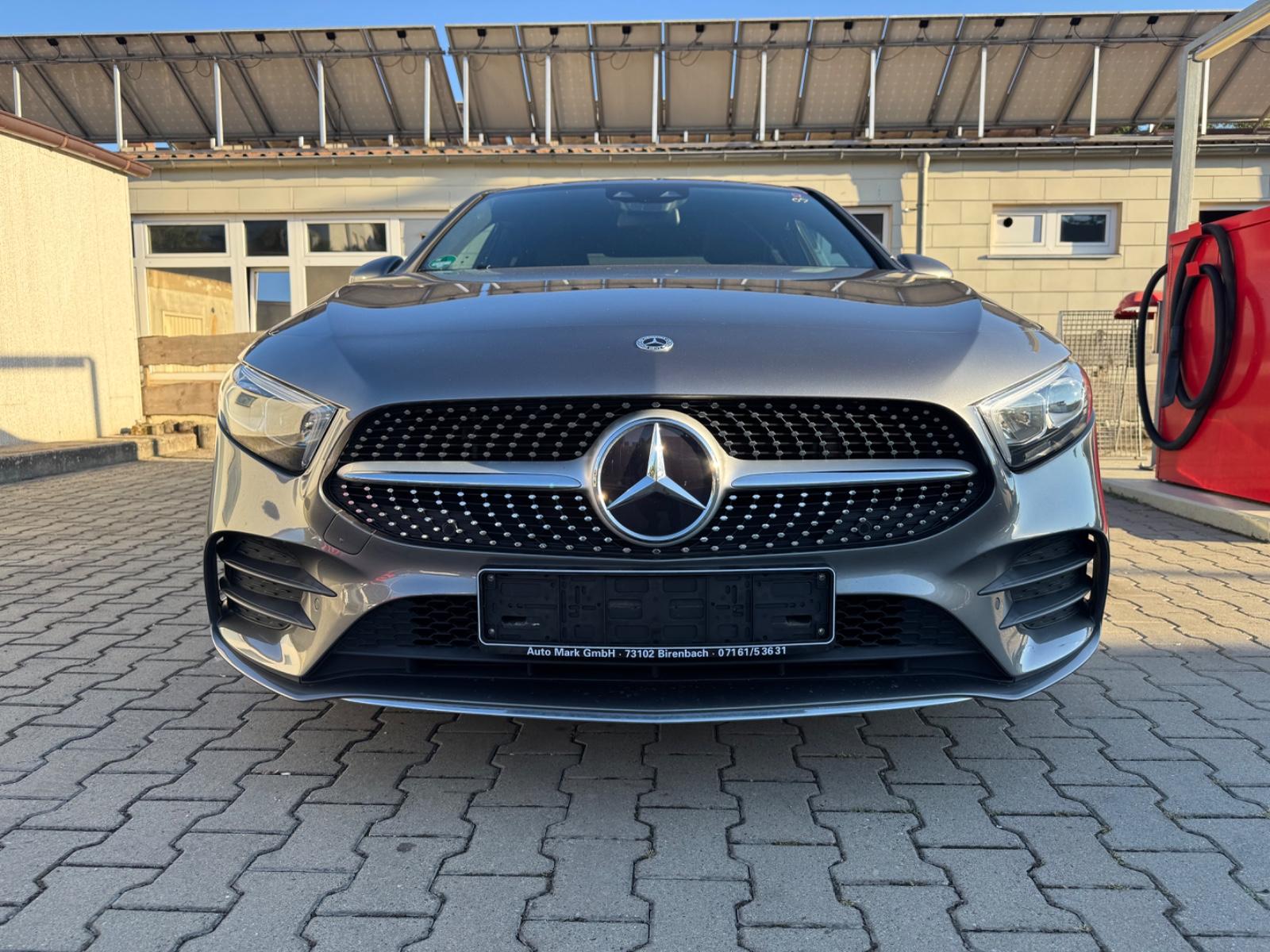 Mercedes-Benz A-Class AMG LINE Scheckheftgeplegt Burmester Sound, миниатюра 2