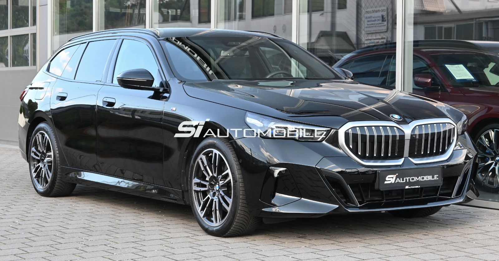 Fahrzeugabbildung BMW 540d xDrive Touring M-Sport °ACC°AHK°B&W°STANDHZ
