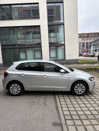 Volkswagen Polo - 8