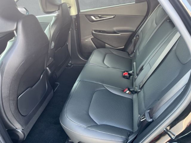 Fahrzeugabbildung Kia EV6 Basis 58 RWD *WÄRMEPUMPE* *360°KAMERA* *SITZ
