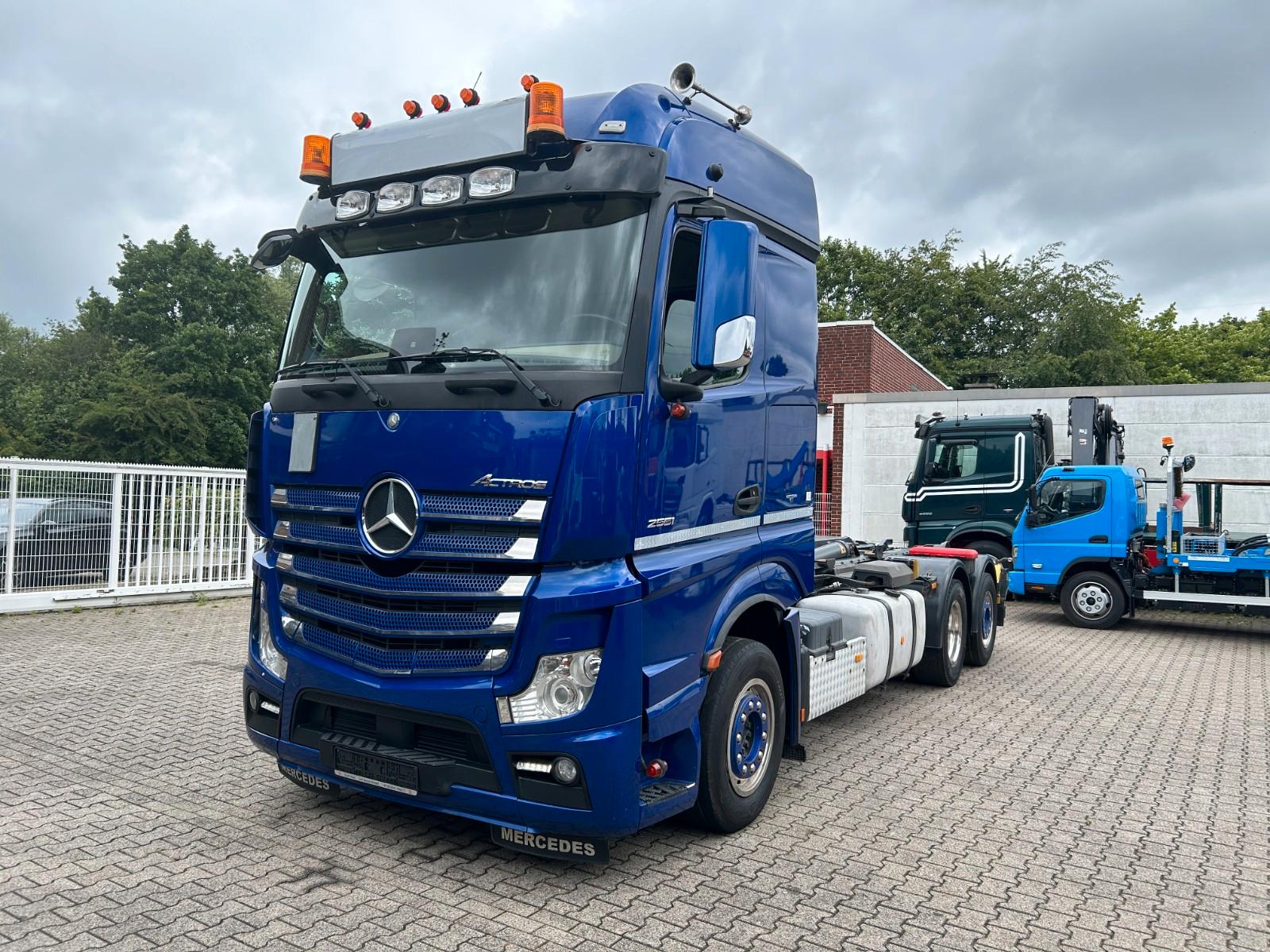 Mercedes-Benz 2551 Actros MEILLER Abroller 6x2