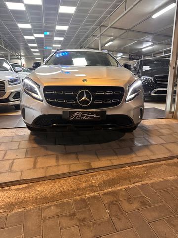 Mercedes-Benz Mercedes-benz GLA 180 GLA 180 d Sport