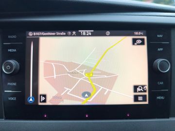 Volkswagen T6.1 Transporter *Klima*9-S*Nav*DAB*Alu*PDC*SHZ*