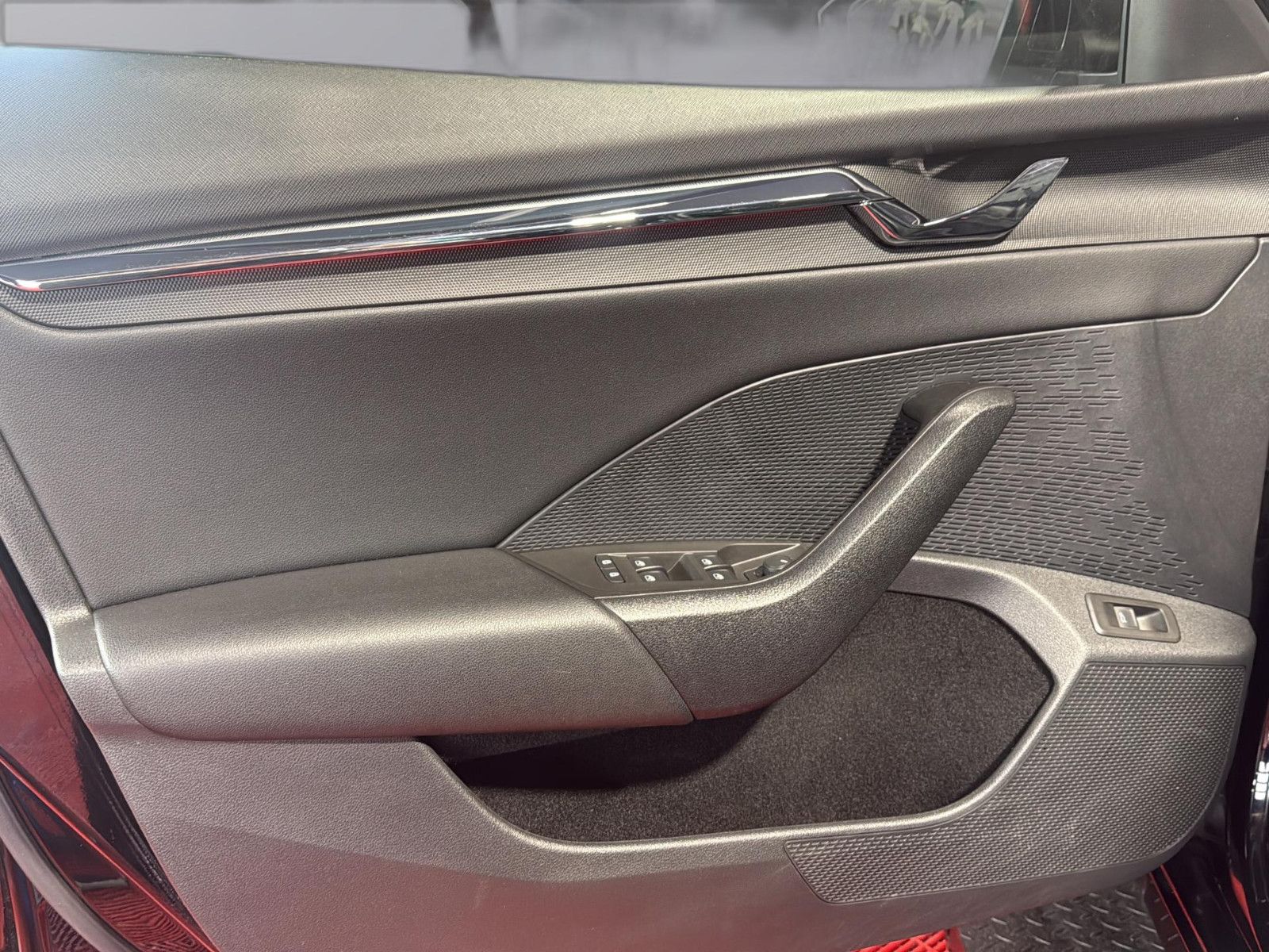 Fahrzeugabbildung SKODA Octavia/ First Edition- Standhz./AHK /1. Hand
