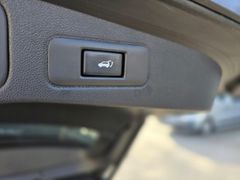 Fahrzeugabbildung Talisman Grandtour Initiale Paris 2.0 BLUE dCi 1