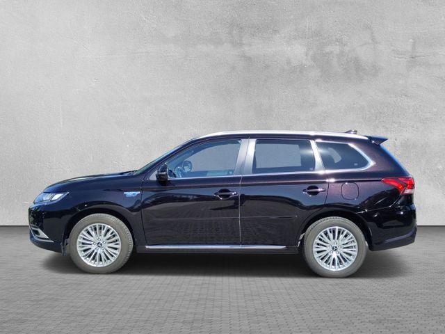 Outlander 2.4 PHEV 4WD TOP AHK NAVI LEDER KAMERA