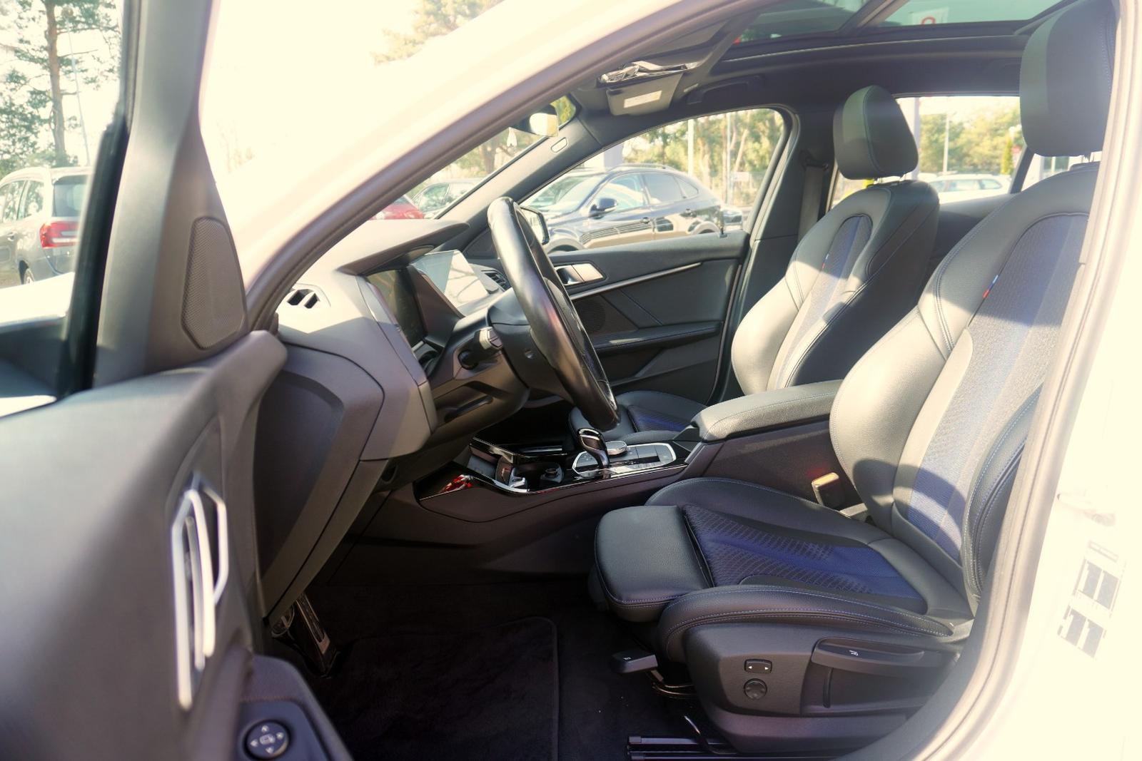 BMW 1 Series i M Sport Aut. LED Navi Sitzheizung Tempomat, миниатюра 28